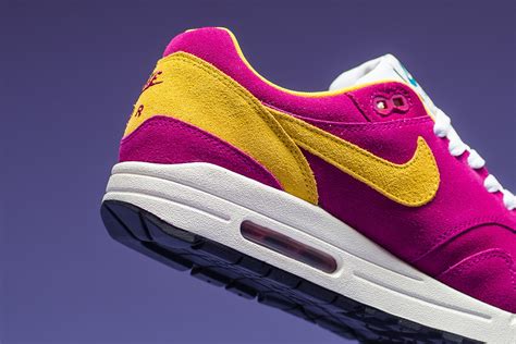 nike dynamic berry zwart sail vivid sulfur|Nike Air Max 1 Dynamic Berry Men's .